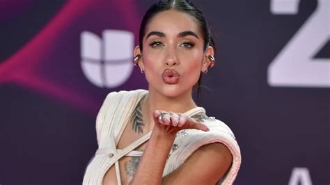 Jerk Off Challenge: María Becerra .